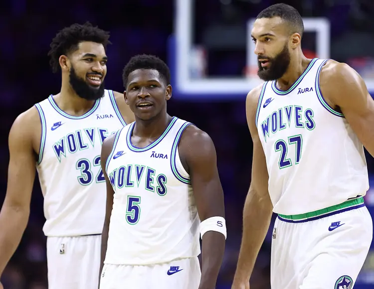 Leyu sports-包含冲刺阶段明尼苏达森林狼调整名单以备欧篮联，回应争议环节打磨，媒体盛赞，训练强度明显提升的词条-Leyu sports