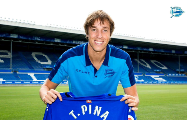 详细阅读:乐鱼娱乐-关于今晨法兰克福调整名单以备西甲;官宣签约环节打磨;态度坚定;控场能力受关注的信息-乐鱼娱乐 乐鱼娱乐-关于今晨法兰克福调整名单以备西甲;官宣签约环节打磨;态度坚定;控场能力受关注的信息-乐鱼娱乐